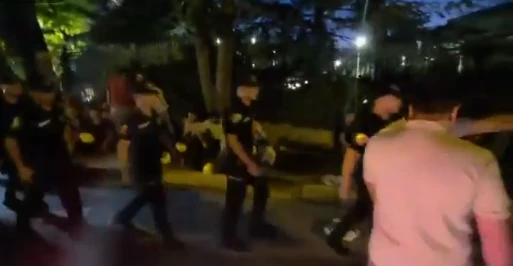 Enerji Bakanlığı önünde madencilere polis müdahalesi: Yaklaşık 100 gözaltı