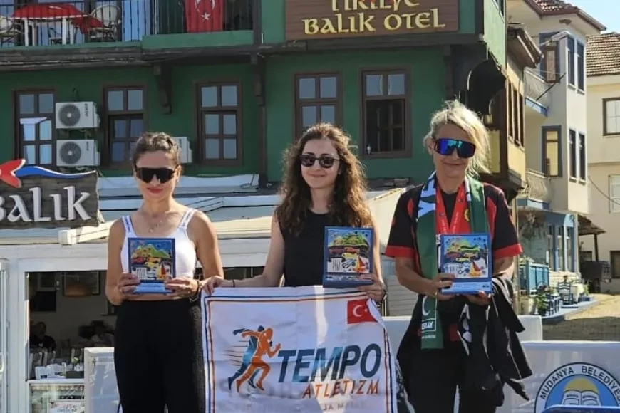 Eskişehirli Atletler Bahar Sezer ve Cenk Algın Bursa ile Isparta’da Kürsüden İnmeyerek Çifte Başarı Elde Etti
