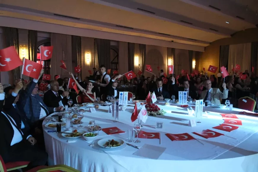 ESGİAD Gençlik Balosu’nda gençlerin eğitimi için 650 bin TL’lik destek sağlandı