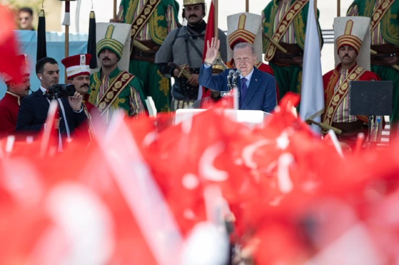 Erdoğan’dan Ahlat’ta süreç mesajı: “Yeni bir dönemin kapısı açılacak”