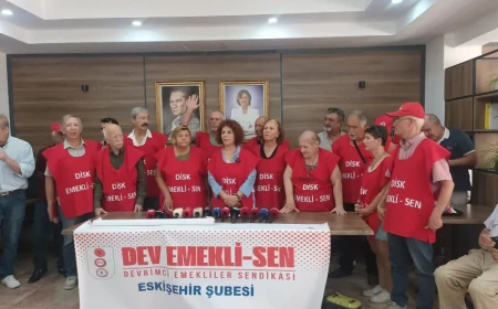 DİSK Dev Emekli-Sen Eskişehir Şube Başkanı Hatice Kılıç: “Sermayeye hizmet, emekliye sefalet düzenini kabul etmiyoruz”