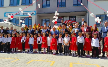 Milliyetçi Hareket Partisi Eskişehir İl Teşkilatı 24 Kasım İlkokulu’nun Açılış Törenine Katıldı