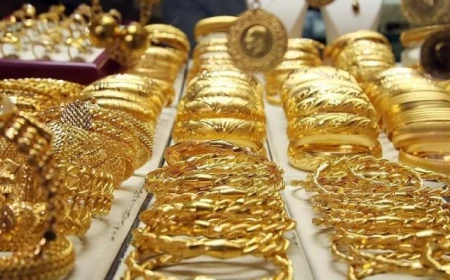 Altında düşüş hızlandı: Gram altın 6 bin 858 liraya geriledi