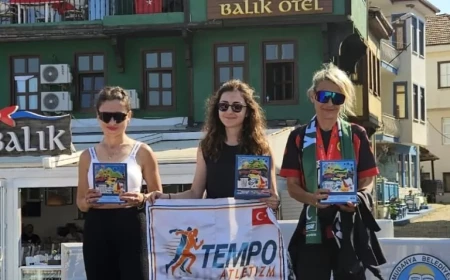 Eskişehirli Atletler Bahar Sezer ve Cenk Algın Bursa ile Isparta’da Kürsüden İnmeyerek Çifte Başarı Elde Etti