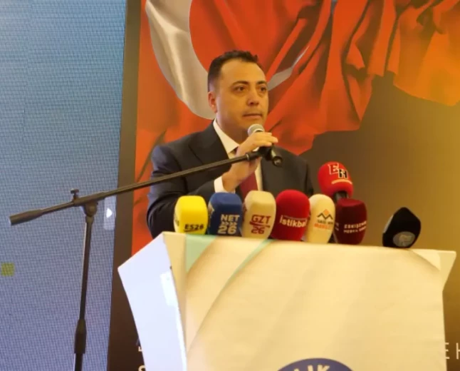 Eskişehir Sağlık-Sen Şube Başkanı Hasan Hüseyin Köksal: “Sağlık çalışanlarımızın fedakârlığı sınırsız değildir”